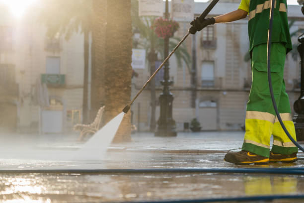 Best Driveway Pressure Washing  in Hancock, MI